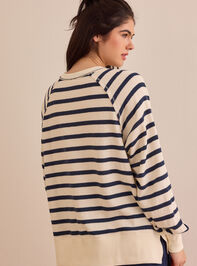 Warm-up Stripe Pullover Detail 5 - ALTAR'D STATE KIDS