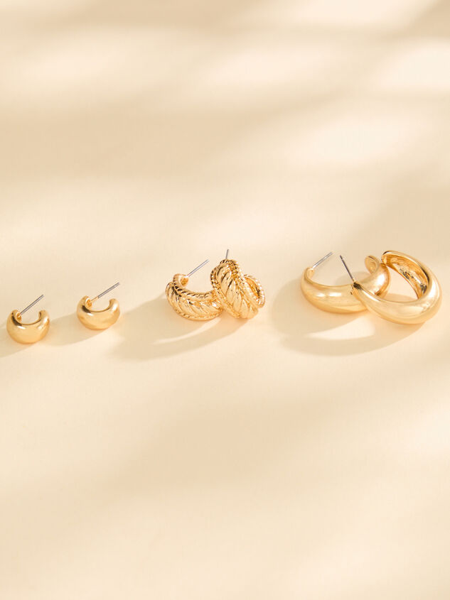 18K Gold Classic Hoop Set Detail 2 - ALTAR'D STATE KIDS