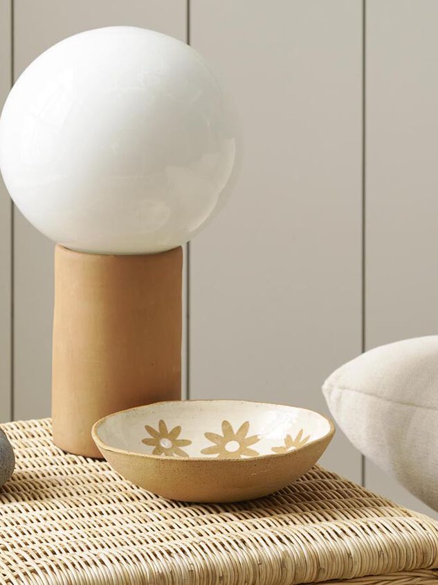 Hadley Terracotta Table Lamp Detail 2 - AS Kids