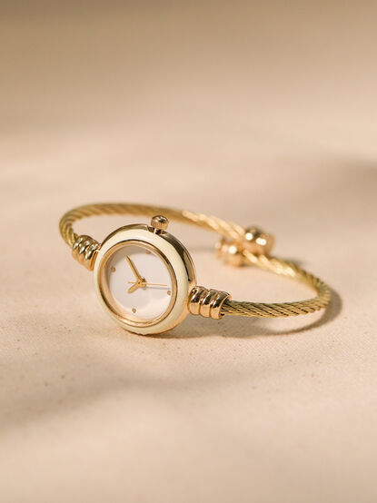 White Enamel Twisted Cuff Round Face Watch - ALTAR'D STATE KIDS