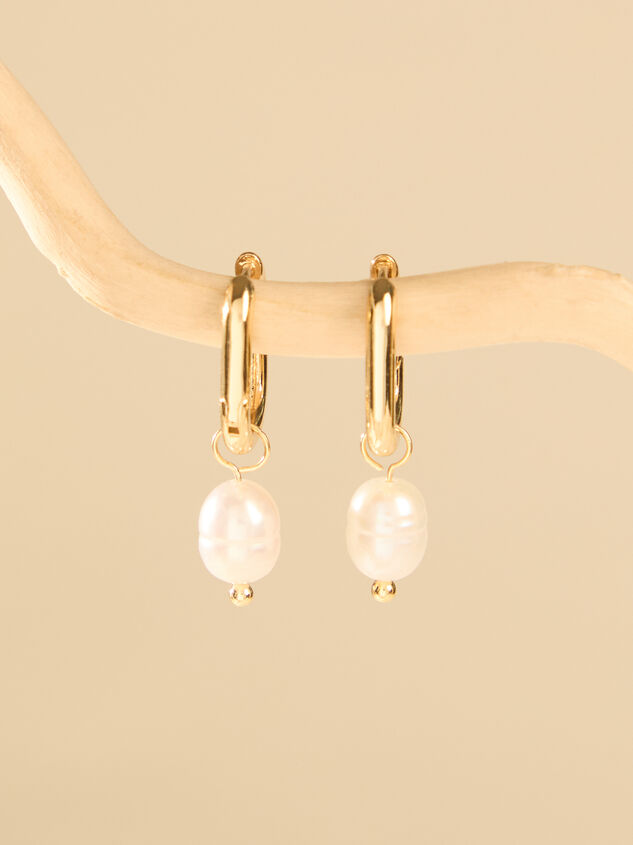 Pearl Drop Earring Detail 2 - ALTAR'D STATE KIDS