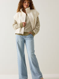 Kaia Sherpa Vest Detail 3 - AS Kids