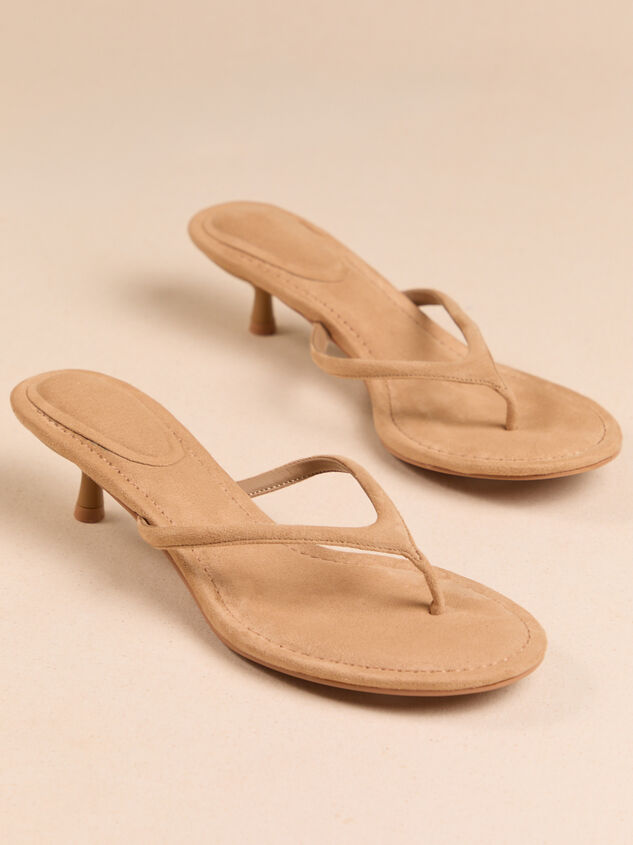 Verona Suede Kitten Heel Detail 2 - AS Kids