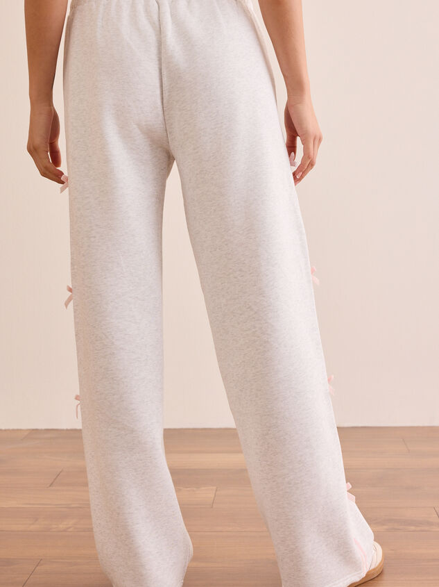 Pit Stop Bow Sweatpants Detail 5 - ALTAR'D STATE KIDS