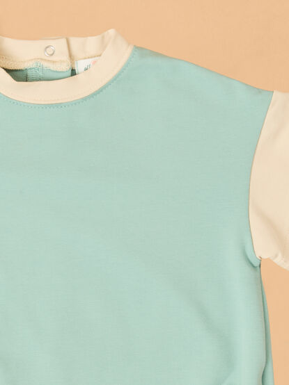 Stevie Bubble - ALTAR'D STATE KIDS