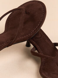 Verona Suede Kitten Heel Detail 3 - AS Kids