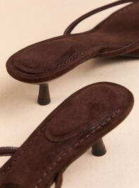 Verona Suede Kitten Heel Detail 4 - AS Kids