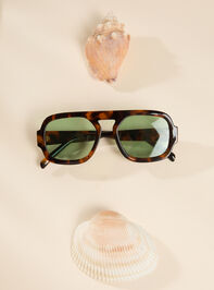 Timeless Tint Sunglasses Detail 2 - ALTAR'D STATE KIDS