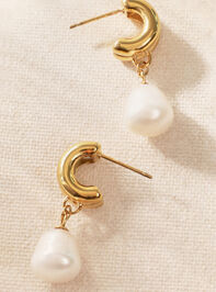 18K Gold Tatum Pearl Hoop Earrings Detail 2 - AS Kids