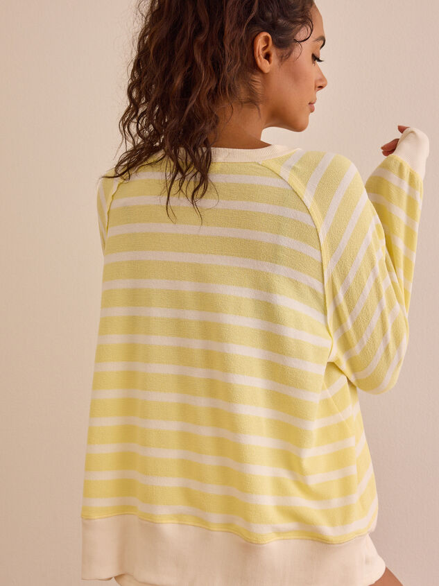 Warm-up Stripe Pullover Detail 4 - ALTAR'D STATE KIDS