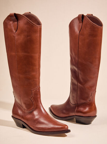 Nash Up Leather Boot by Schutz - AS Kids