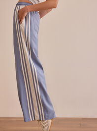 Run This Back Side Stripe Pant Detail 4 - AS Kids