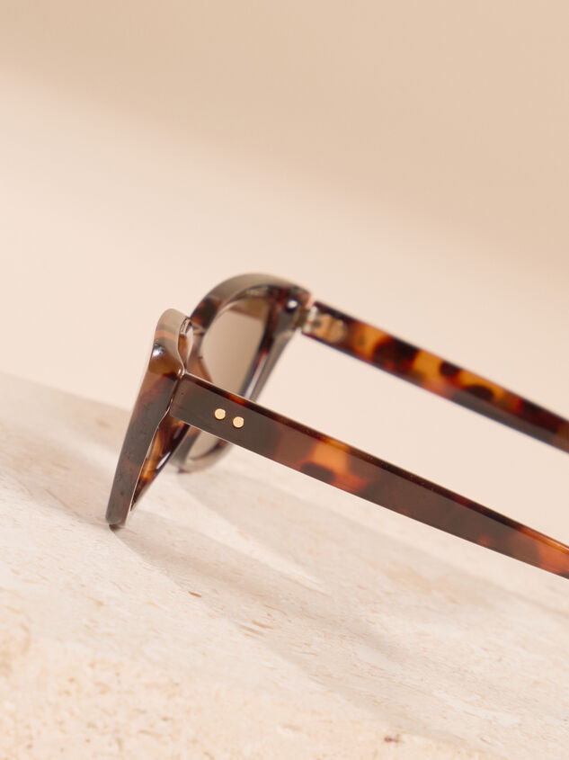 Sol Ray Sunglasses Detail 3 - ALTAR'D STATE KIDS