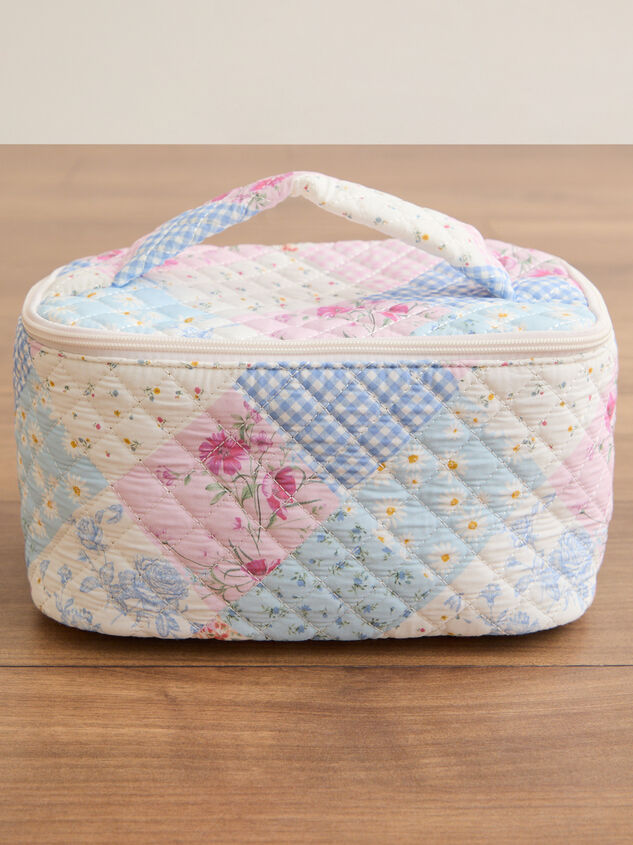 Cecile Quilted Makeup Bag - ALTAR'D STATE KIDS