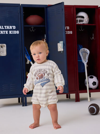 Huddles and Cuddles Football Bubble - AS Kids