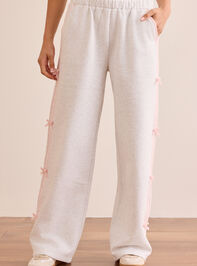 Pit Stop Bow Sweatpants Detail 3 - ALTAR'D STATE KIDS