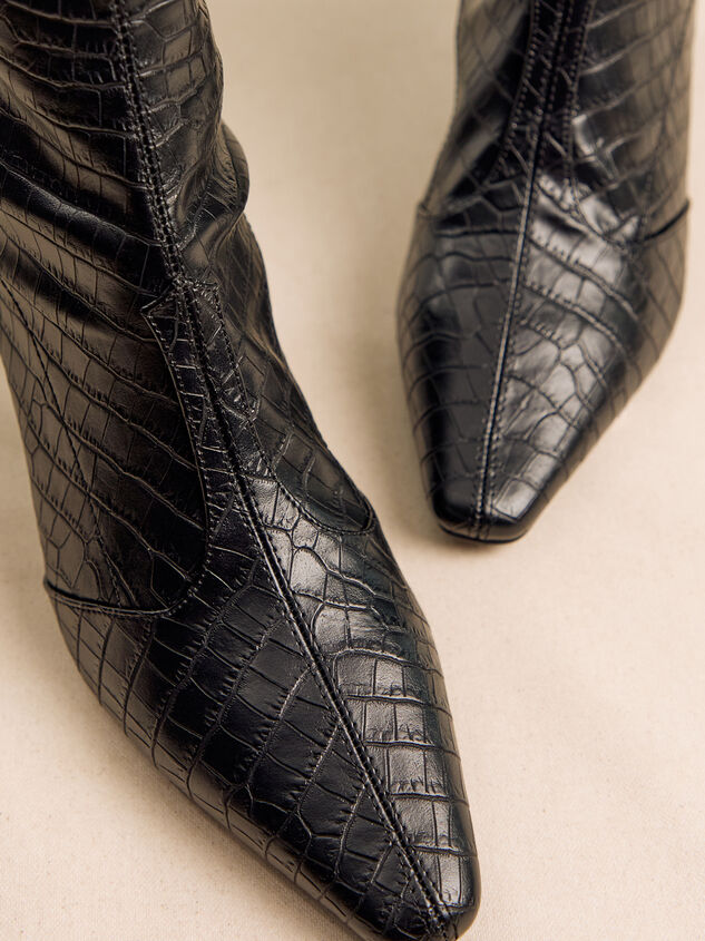 Reece Croc Bootie Detail 3 - AS Kids