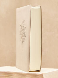 Hosanna Revival Notetaking Bible - Marlo Theme NLT Detail 5 - ALTAR'D STATE KIDS