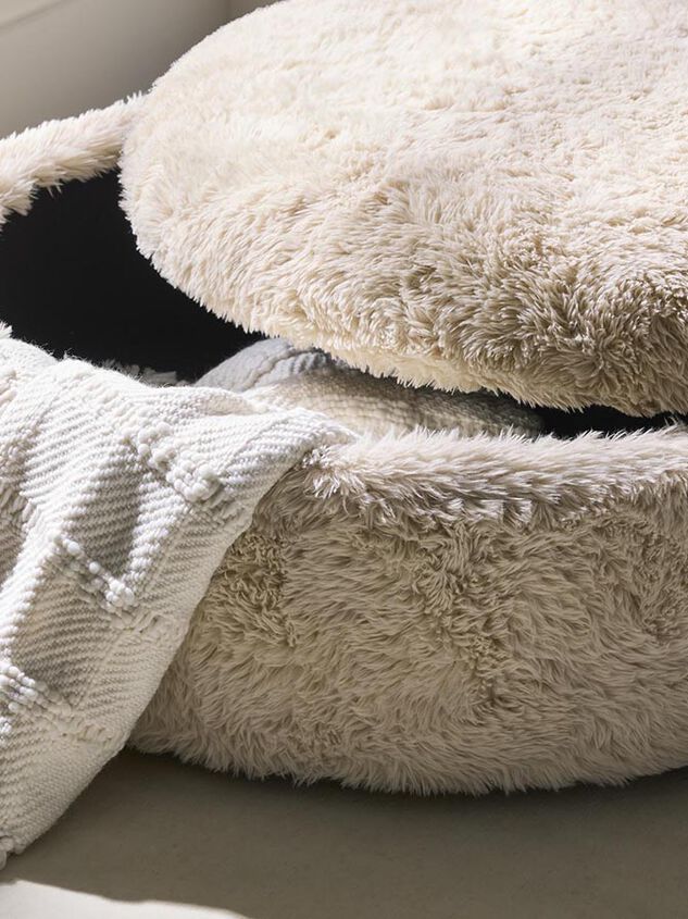 Millie Upholstered Coffee Table/Ottoman Detail 2 - ALTAR'D STATE KIDS