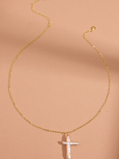 Pearl Promise Cross Necklace - ALTAR'D STATE KIDS