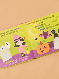 Sounds of Halloween Book Detail 4 - AS Kids