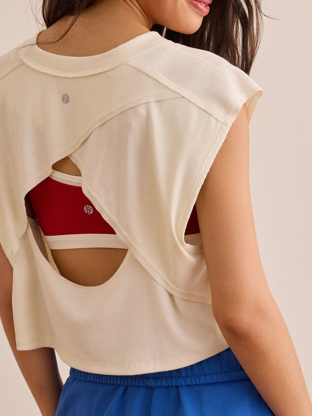 Power Play Flowy Tee Detail 2 - AS Kids