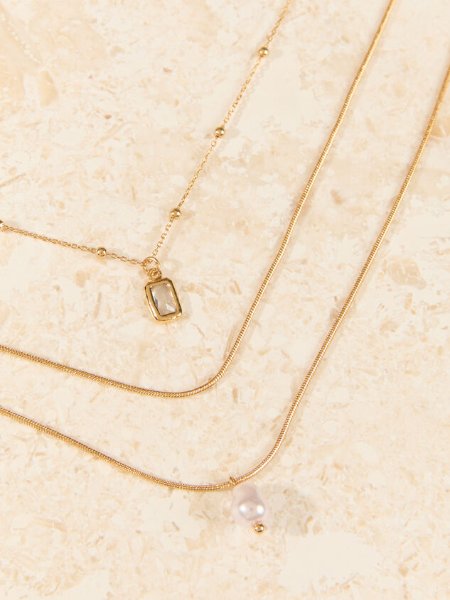 18K Gold Layered Pearl Necklace Detail 2 - ALTAR'D STATE KIDS