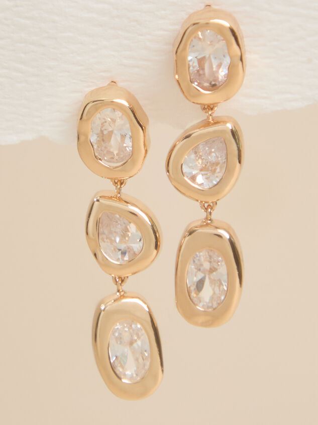 Evalyn Bezel Linear Earring Detail 3 - AS Kids