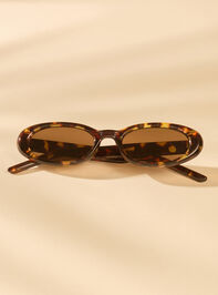 Amelia Oval Sunglasses - ALTAR'D STATE KIDS