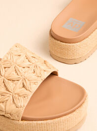 Dolce Vita Scottie Platform Sandal Detail 4 - ALTAR'D STATE KIDS