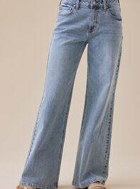 Reed Straight Leg Jeans Detail 2 - ALTAR'D STATE KIDS
