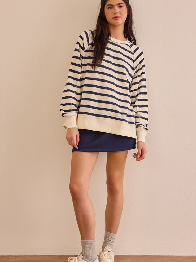 Warm-up Stripe Pullover Detail 3 - ALTAR'D STATE KIDS