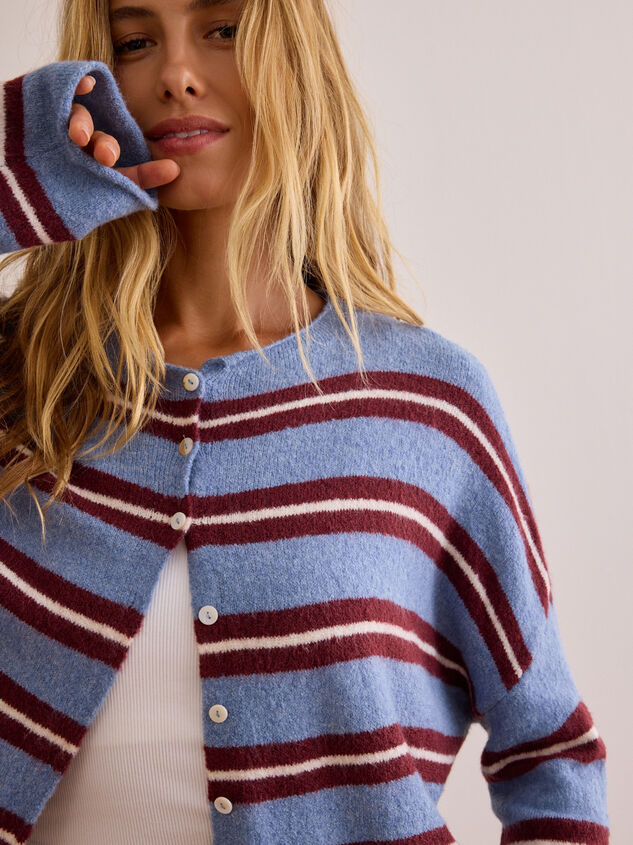 Pace Linear Cardigan Detail 3 - AS Kids