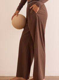 Elevated Ease Pant Detail 3 - AS Kids