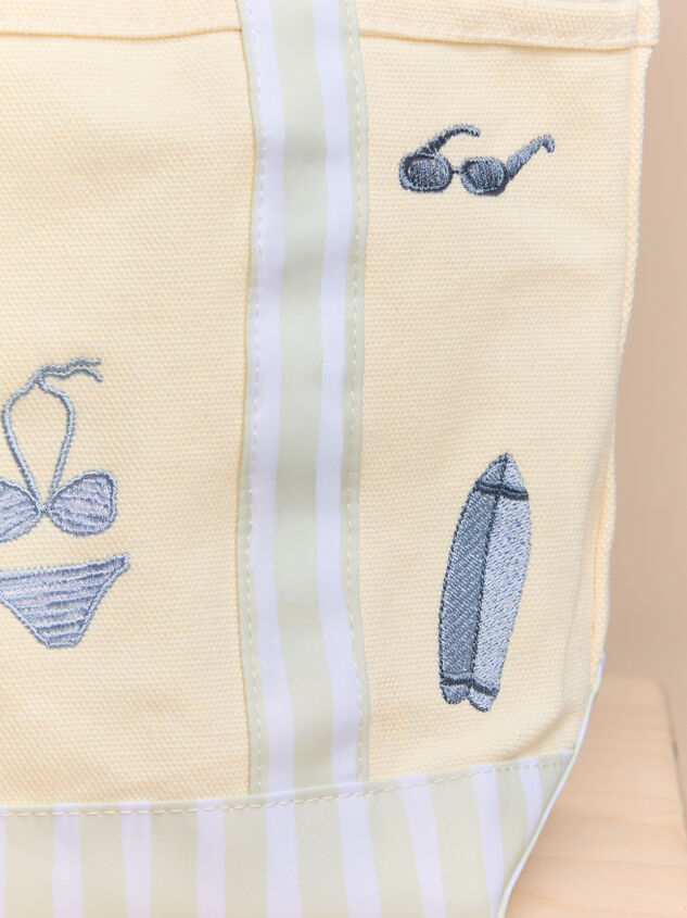 Locals Only Mini Boat Tote Detail 3 - AS Kids