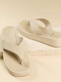 Pamelia Chunky Flip Flop Detail 2 - ALTAR'D STATE KIDS