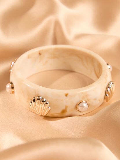 Brynn Shell Bangle - ALTAR'D STATE KIDS