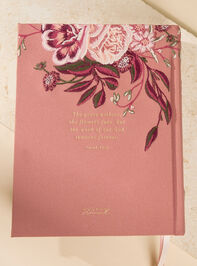 Hosanna Revival Notetaking Bible- Rosedal Theme Detail 2 - ALTAR'D STATE KIDS