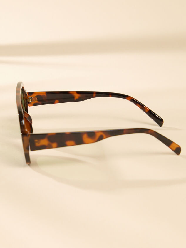 Timeless Tint Sunglasses Detail 4 - ALTAR'D STATE KIDS