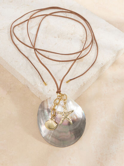 Seashell Charm Cluster Necklace - ALTAR'D STATE KIDS