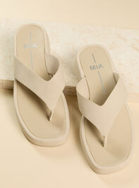 Pamelia Chunky Flip Flop - ALTAR'D STATE KIDS