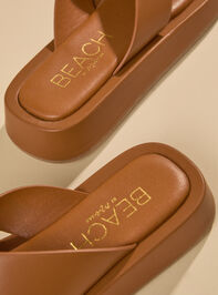 Malle Chunky Flip Flop Detail 3 - ALTAR'D STATE KIDS