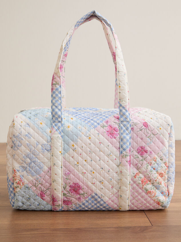 Everly Quilted Duffel Bag Detail 3 - ALTAR'D STATE KIDS