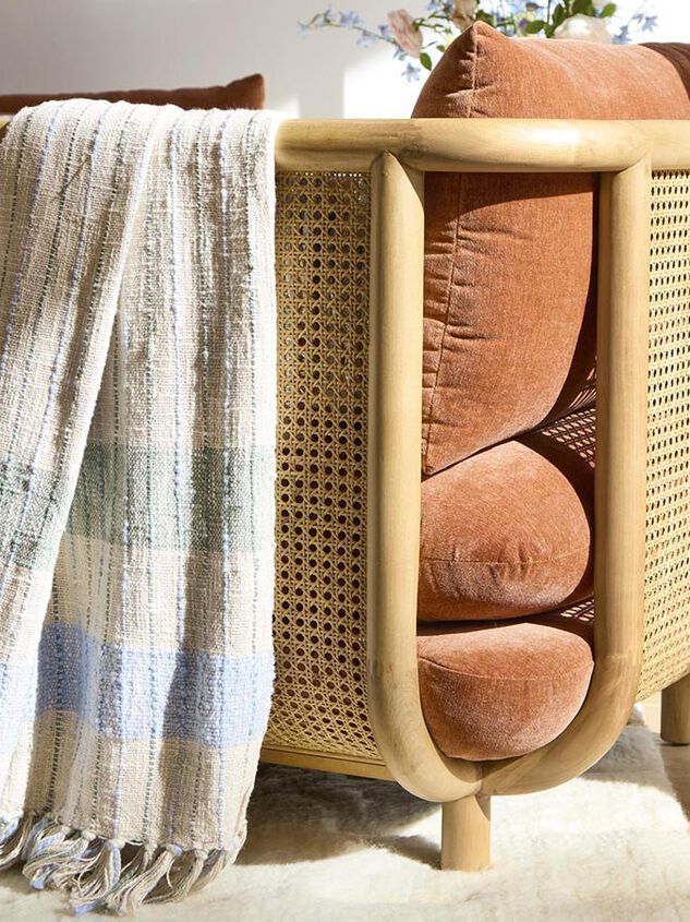 Bluebell Throw Detail 5 - AS Kids