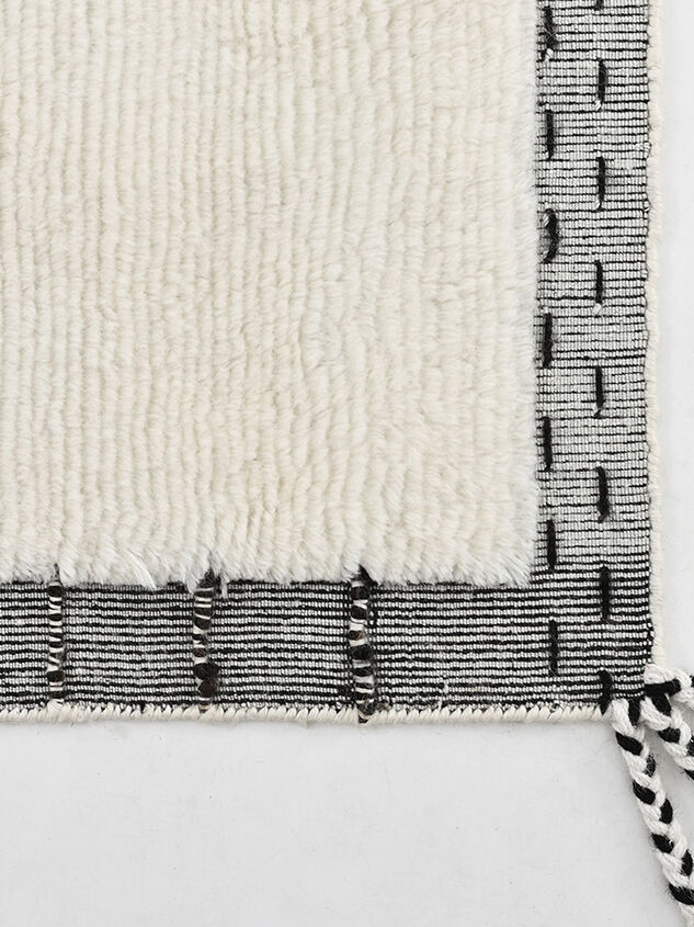 Senna Handknotted Rug Detail 3 - AS Kids