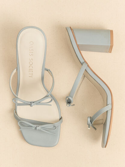 Wendy Double Bow Kitten Heels - ALTAR'D STATE KIDS