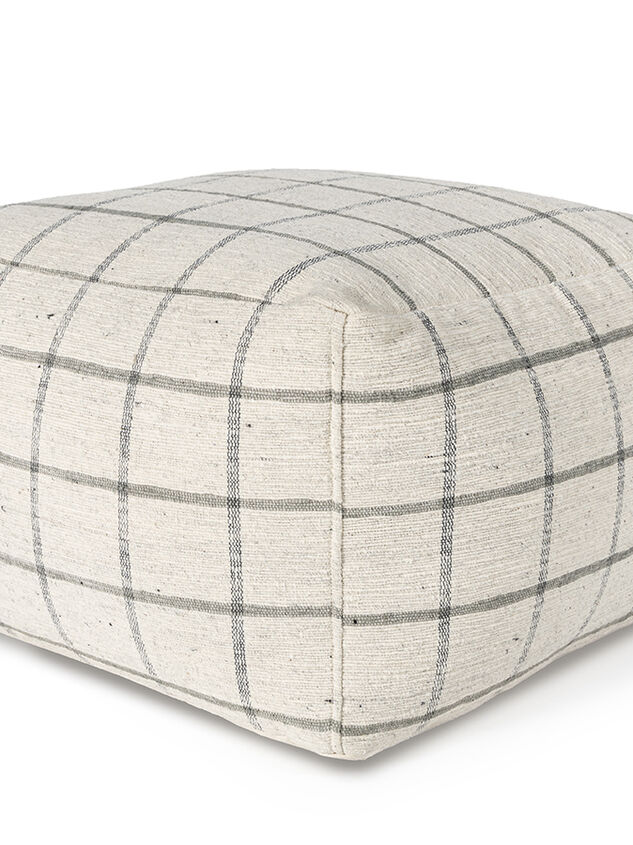 Lily Pouf Detail 4 - AS Kids