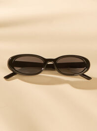 Amelia Oval Sunglasses - ALTAR'D STATE KIDS