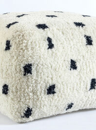 Lantana Pouf Detail 3 - AS Kids