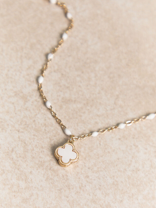 Elly Y Clover Necklace Detail 2 - AS Kids